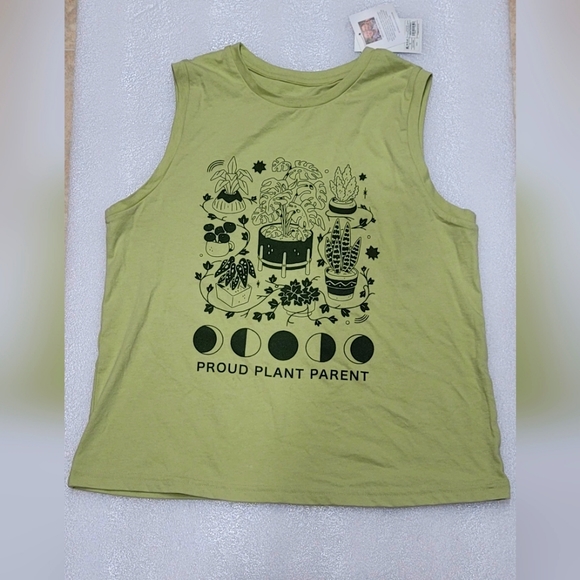 Shirt - Picture 1 of 3